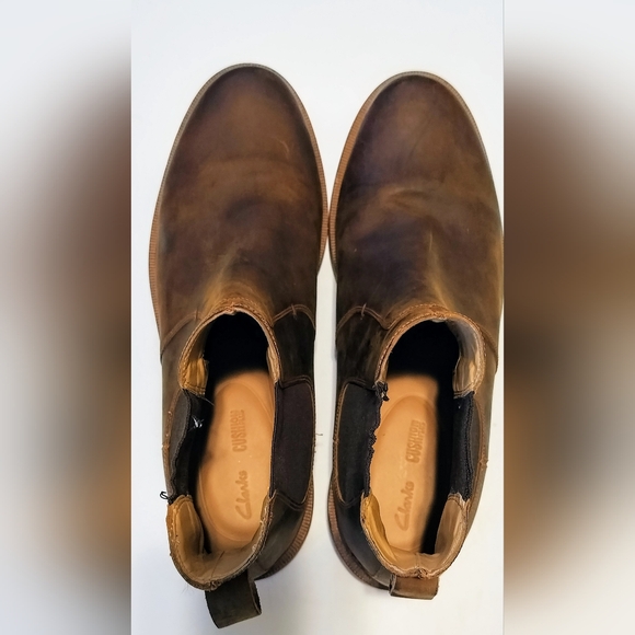 Clarks Chelsea Boot, Beeswax Leather, Brown, Size 12M - Picture 4 of 12